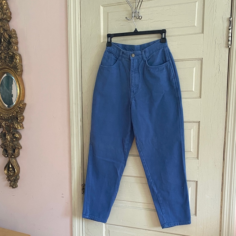 Blue High-Waisted Jeans